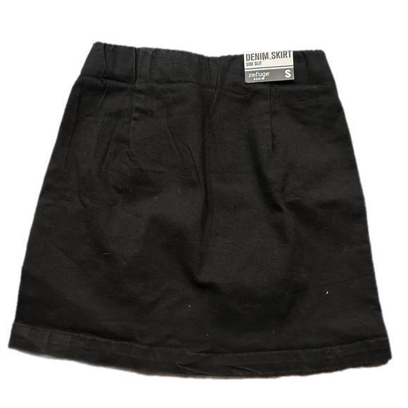 Refuge black high rise side slit denim skirt- NWT - Picture 2 of 5